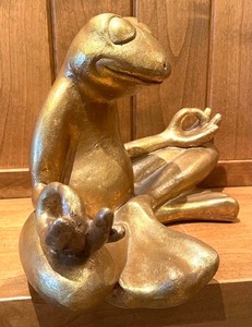 lot 403 image: Golden Ceramic Yoga Frog Statue