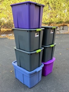 lot 221A image: Seven Storage Bins