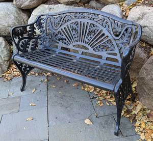 lot 73 image: Black Metal Patio Bench