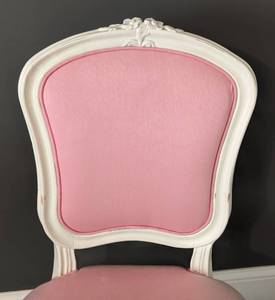 lot 262 image: Pottery Barn Teen Rolling Desk Chair