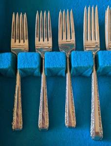 lot 84 image: Towle Candlelight Sterling Silver Flatware - Service for 12