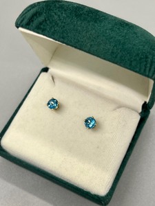 lot 235B image: 14k Topaz Earrings