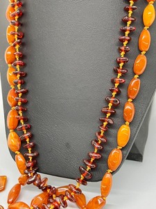 lot 431 image: Amber and Turquoise Jewelry and Beads