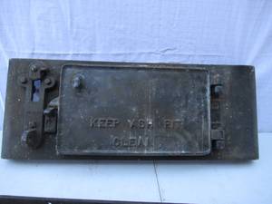 lot 25 image: Antique Heavy Duty Cast Iron Coal DoorClean Out.