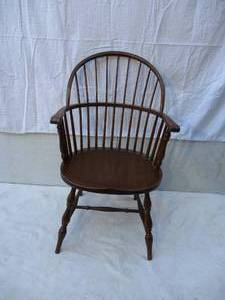 lot 43 image: Vintage Antique Karpen Furniture Colonial Windsor Backed Arm Chair
