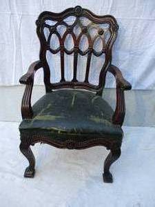 lot 3 image: Vintage Victorian Leather Arm Chair