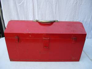 lot 4 image: Snap On Tool  Box