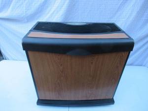 lot 59 image: Essick Air Dehumidifier Model HD14070