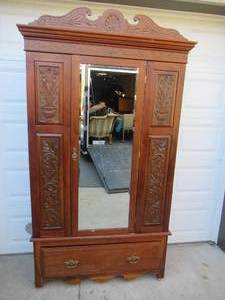 lot 7 image: Antique Walnut Wardrobe with Mirror Door.