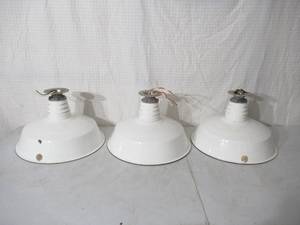 lot 81 image: Lot of 3 Vintage Ivanhoe Porcelain Industrial Lights