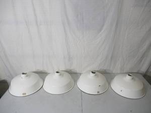 lot 84 image: Lot of 4 Ivanhoe Porcelain Industrial Light Shades