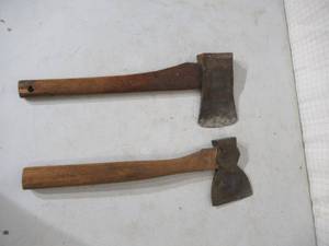 lot 105 image: Lot of Axe & Stanley Hatchet