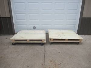 lot 120 image: Lot of 2 Heavy Duty wood Pallets on wheels
