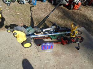 lot 112 image: Pile of yard equipment. Some gas, some electric. Untested. As shown.