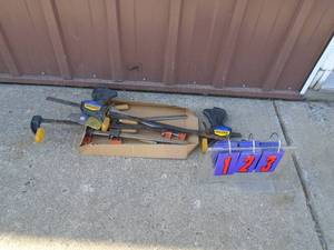 lot 123 image: Flat of 7 wood clamps. As shown.