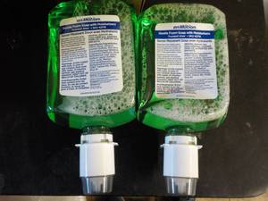 2 Refills EnMotion Foam Soap with M...