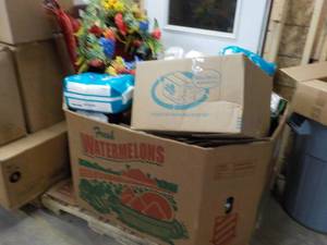 Pallet of Overstock, Unclaimed and ...
