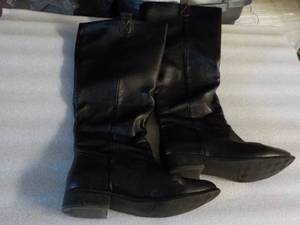 Black Boots size 9 12...