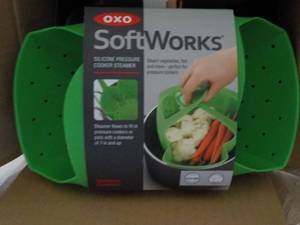 Case of 4 OXO Softworks Silicone Pr...