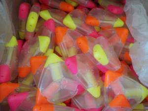 Case of 300 Triangular Highlighters...
