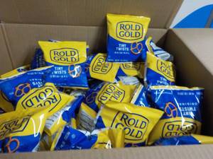 Case of Rold Gold Tiny Twists...