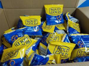 Case of Rold Gold Tiny Twists...