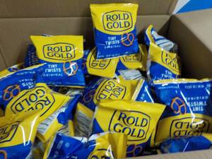 Case of Rold Gold Tiny Twists...