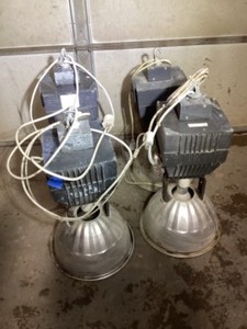 lot 60 image: 4 high bay lights