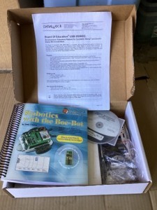 lot 72 image: Boe-Bot Robot Kit (NIB)