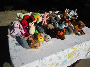 lot 31 image: Ty Beanies