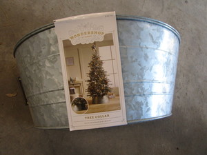 lot 44 image: Tree Collars