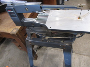 lot 53 image: Craftsman Scroll Saw