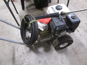 lot 61 image: Honda Pressure Washer