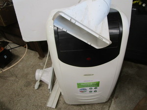 lot 103 image: Portable Air Conditioner