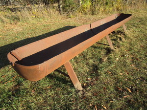 lot 135 image: Feeder Trough