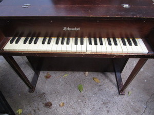 lot 156 image: Childs Antique Piano