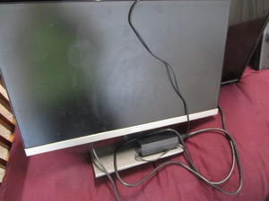 lot 207 image: LCD Monitor