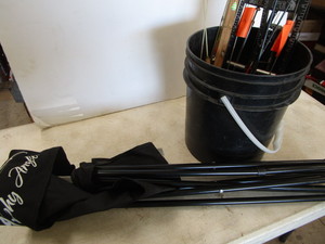 lot 212 image: Ice Fishing Package