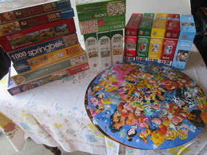 lot 186 image: Puzzles