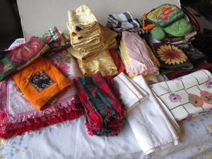 lot 190 image: Linens