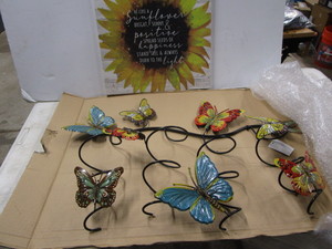 lot 242 image: Wine Bottle Holder, Dcor