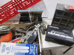lot 310 image: Torch, Comalong, Organizer