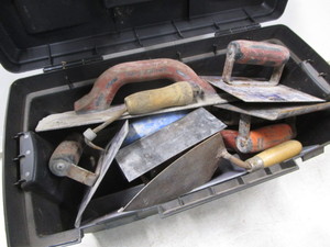 lot 313 image: Cement Tools