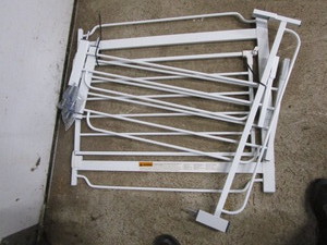 lot 315 image: Safety Gate