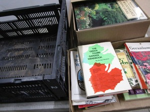 lot 319 image: Gardening Books
