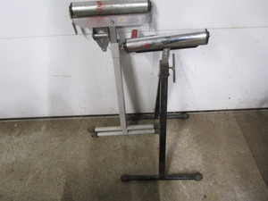 lot 68 image: Roller Work Stands