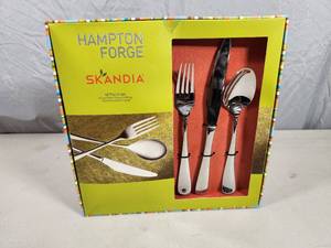 New Hampton Forge Skandia 45 Piece Silverware Set