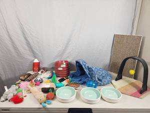 New and Preowned Pet Supplies