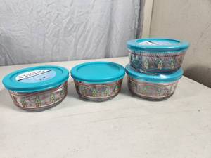 4 New Anchor Hocking Christmas Glass Storage Containers with Lids