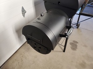 New Char-Broil 1280 Sq Inch Offset Smoker Grill